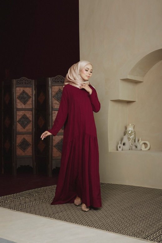 Aria Long Dress - Maroon